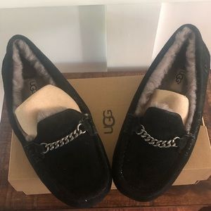 UGG Shoes - Ugg womens slippers UGG Shoes - Ugg womens slippers